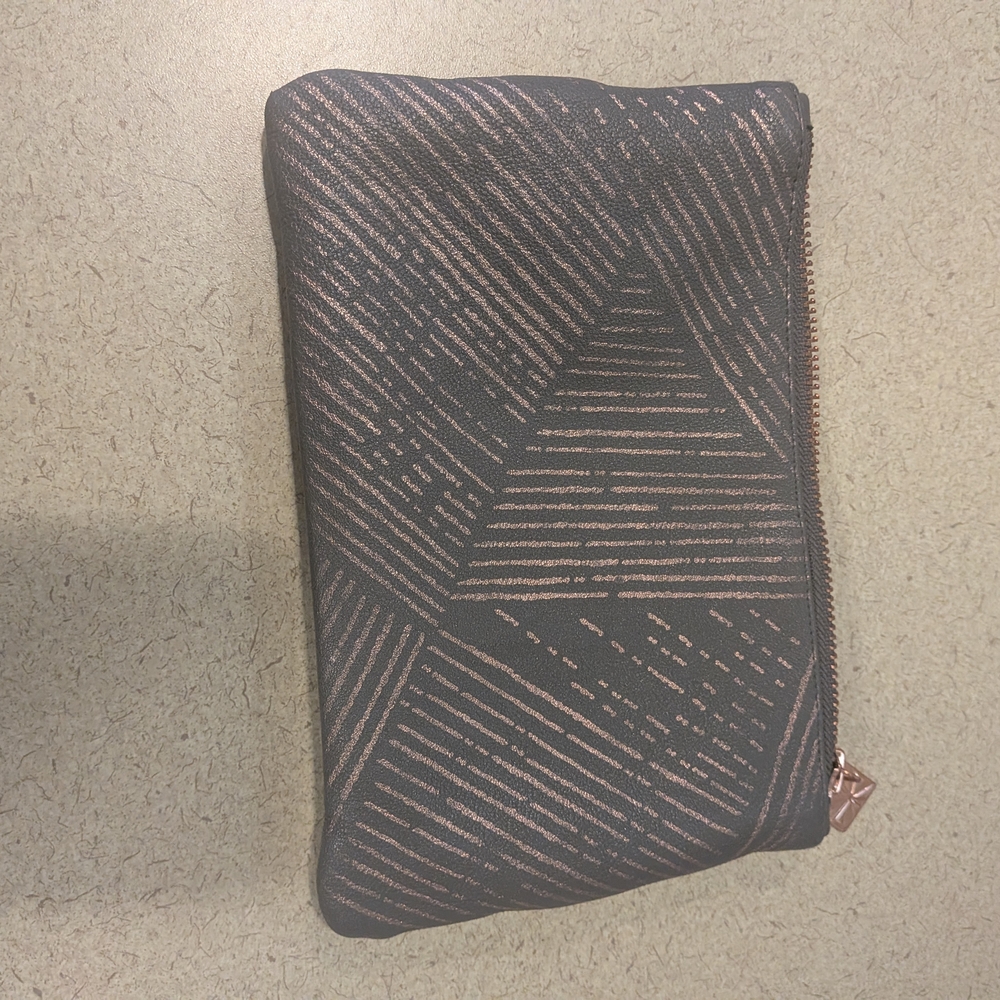 Geometric Patterned Pouch